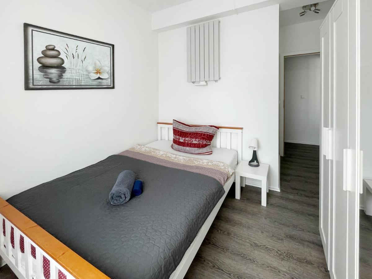 Schwanenburg Apartments Kolonie Rontgental Buitenkant foto