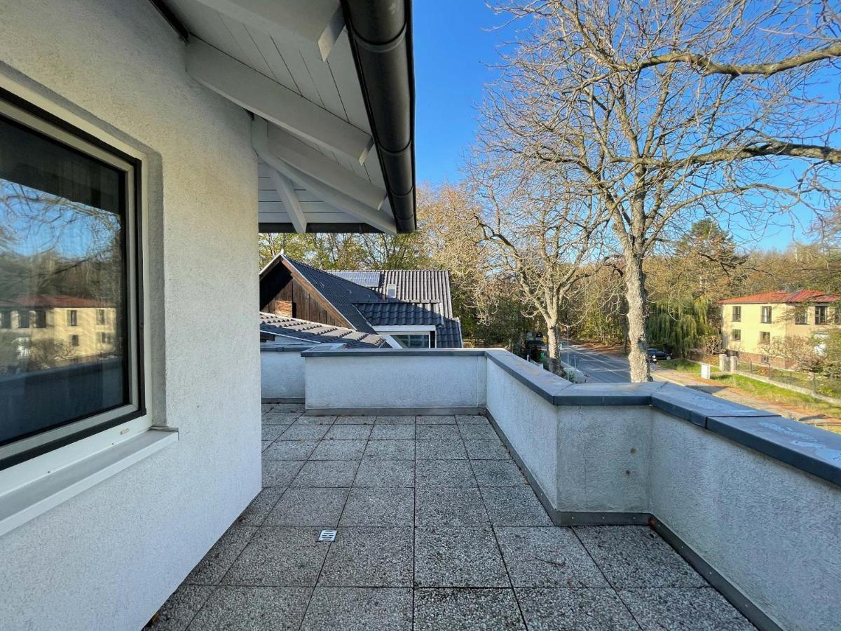 Schwanenburg Apartments Kolonie Rontgental Buitenkant foto