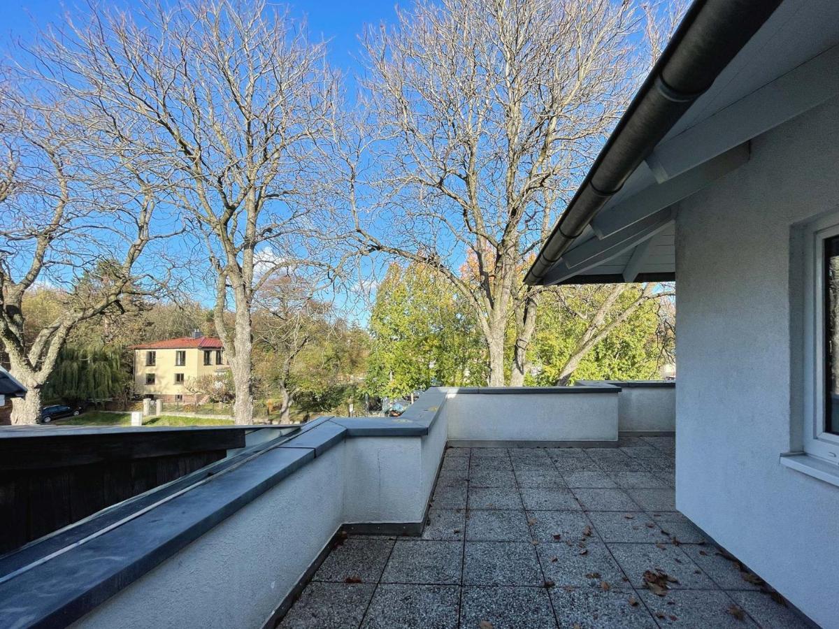 Schwanenburg Apartments Kolonie Rontgental Buitenkant foto